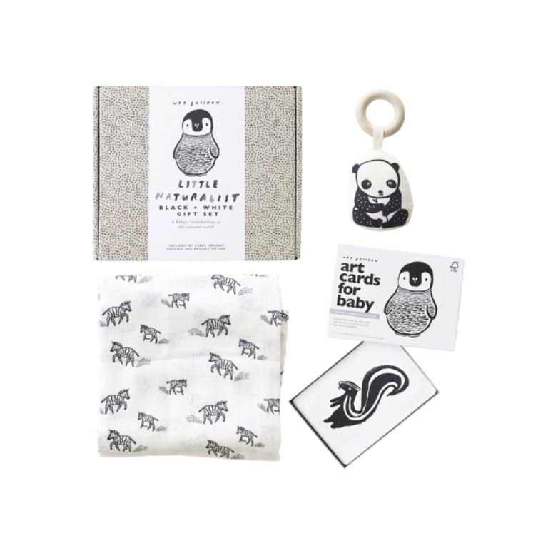 Montessori Wee Gallery Newborn Baby Gift Set Black and White