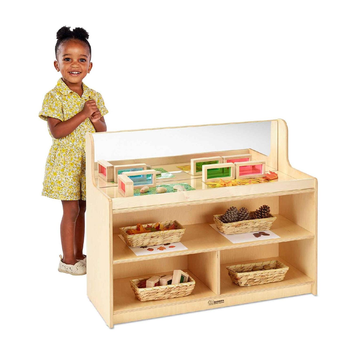 Montessori Becker&#8217;s Infant &#038; Toddler Look-and-See Discovery Storage Table