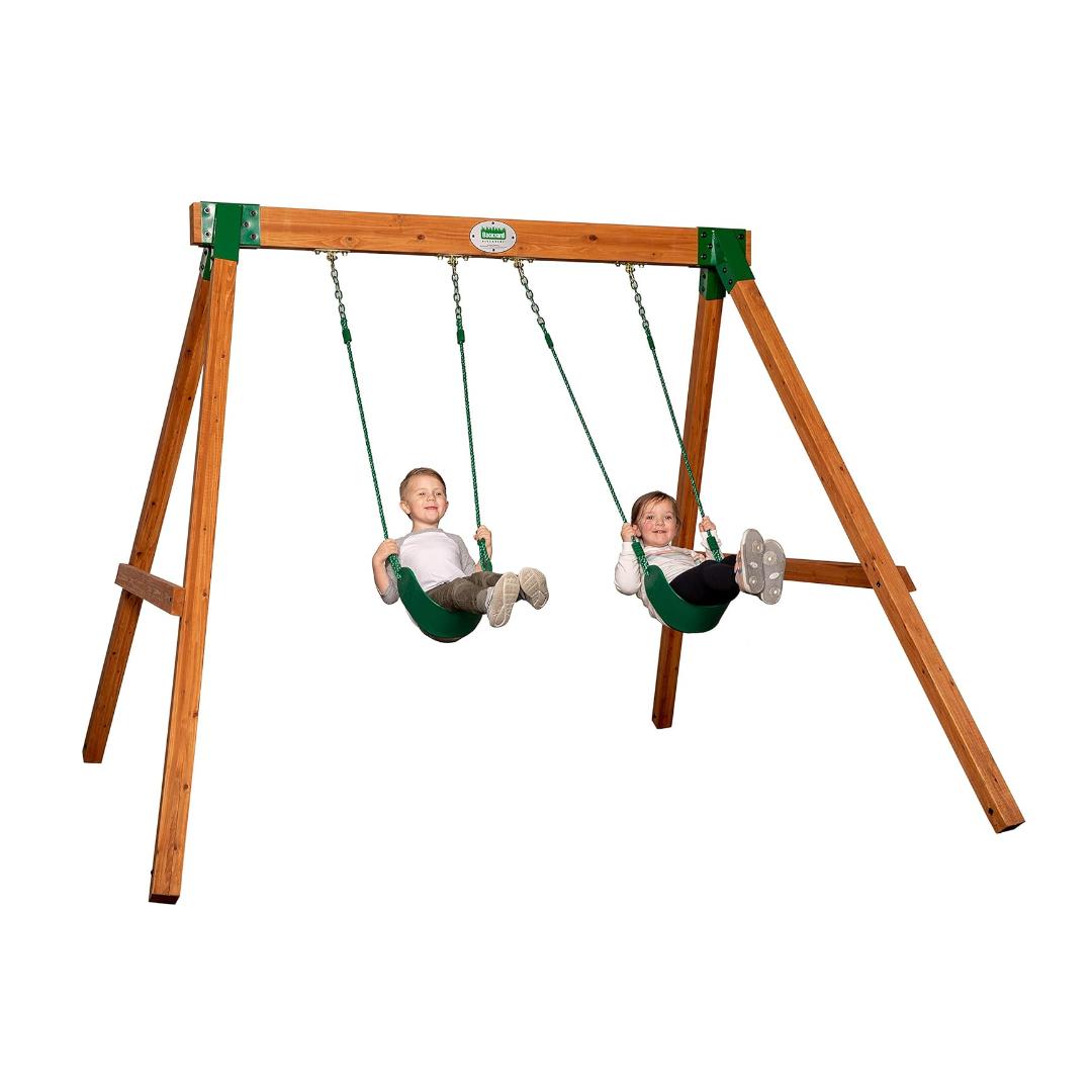 Montessori Backyard Discovery Durango All Cedar Classic Swing Set